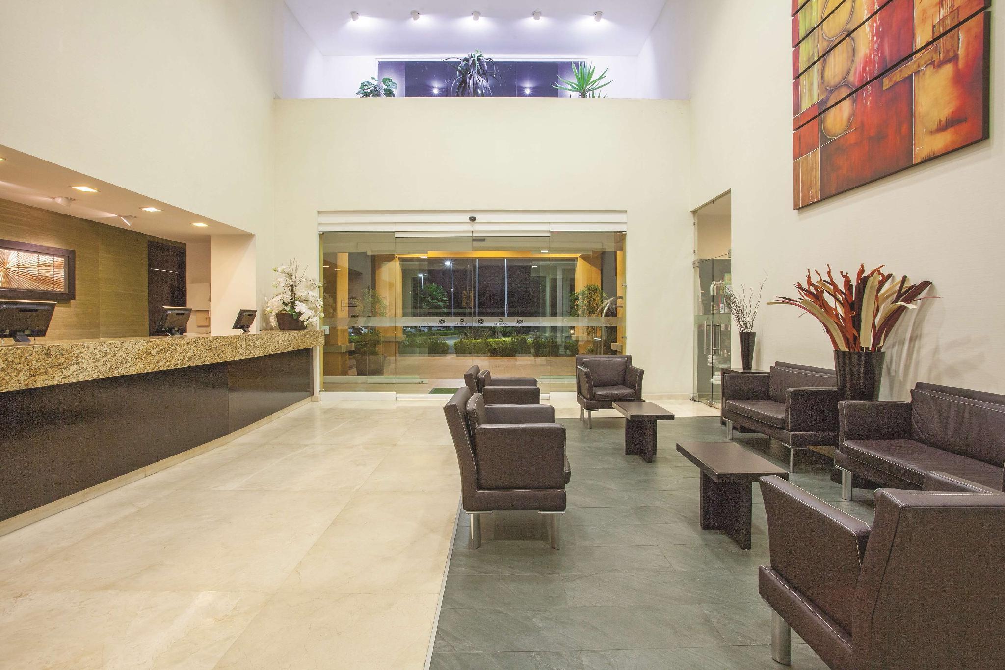 Hotel La Quinta By Wyndham Poza Rica Exterior foto